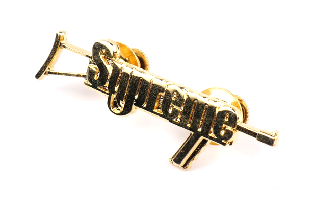 Supreme Pins Crusher シュプリーム ピンズ クラッシャー バッジ Badge